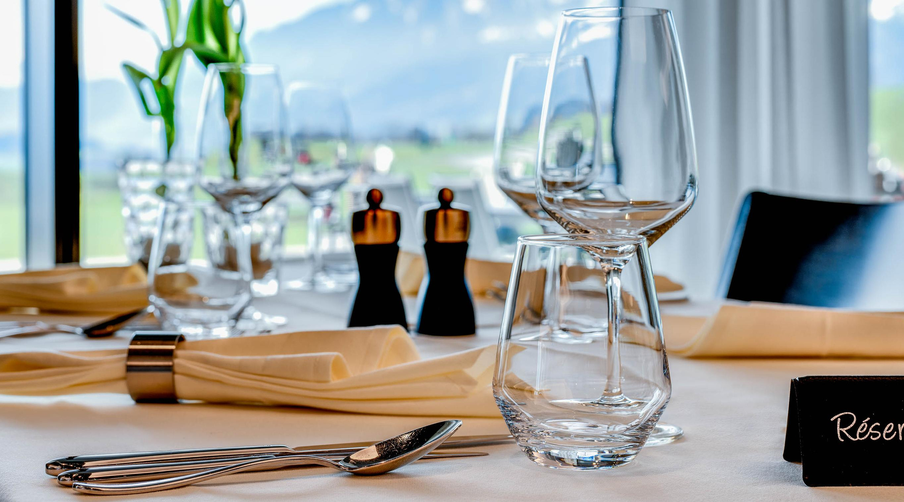 <span class='cycle-icon ESSEN'></span><span class='cycle-title'>ESSEN</span><span class='cycle-subtitle'>Öffentliches Restaurant als attraktive Einkehrmöglichkeit für Spaziergänger, Familien, Freizeitsportler und Golfer</span>