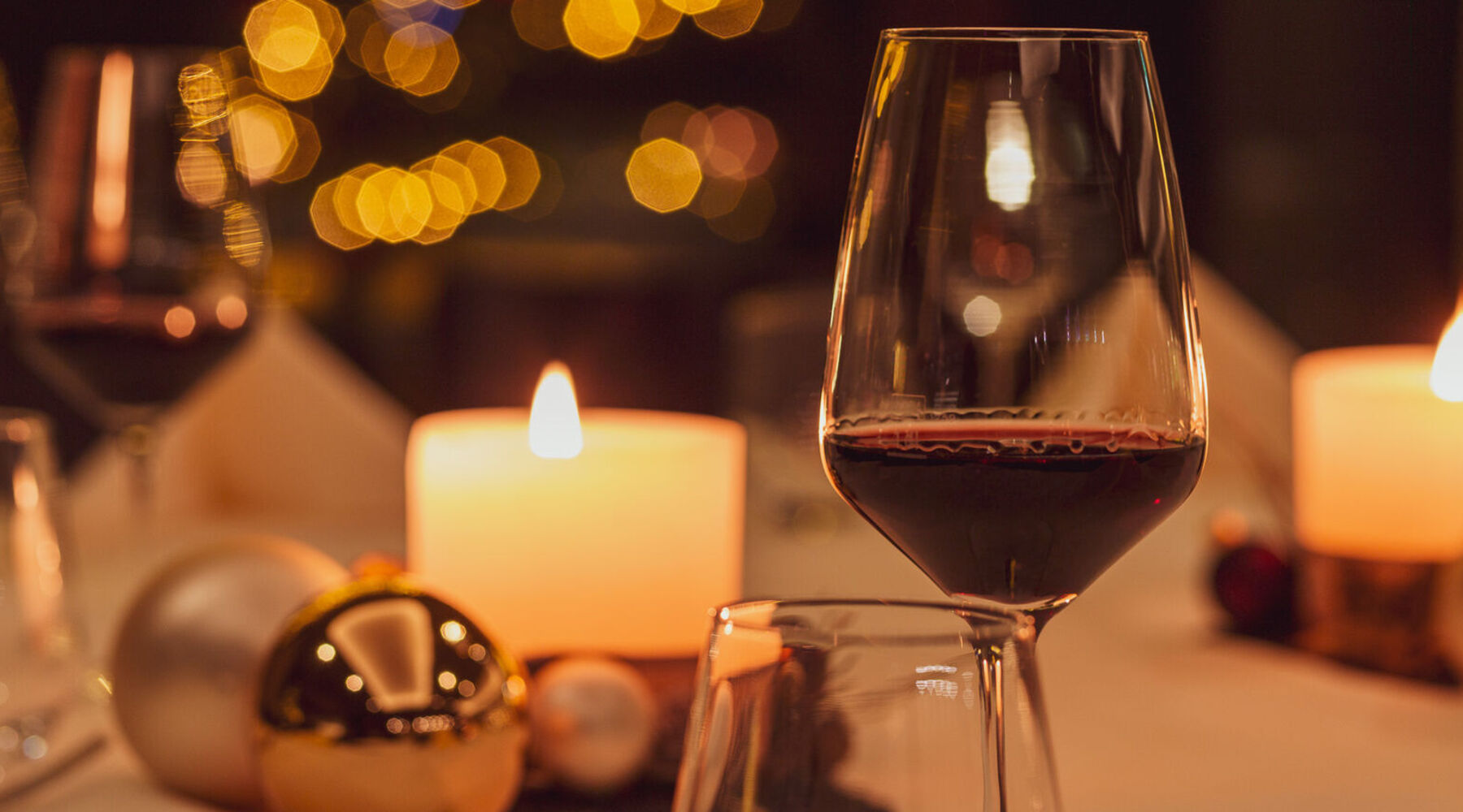 <span class='cycle-icon ESSEN'></span><span class='cycle-title'>ESSEN</span><span class='cycle-subtitle'>Öffentliches Restaurant als attraktive Einkehrmöglichkeit für Spaziergänger, Familien, Freizeitsportler und Golfer</span>